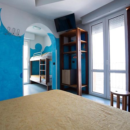Hotel Stella Maris Cesenatico Esterno foto