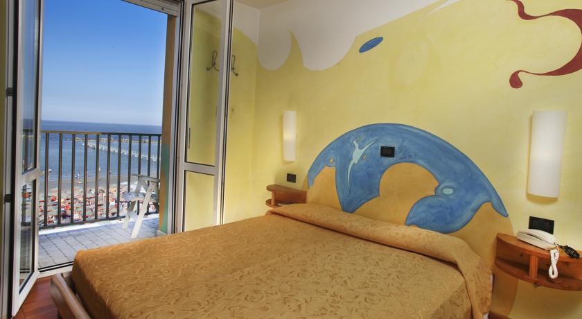 Hotel Stella Maris Cesenatico Esterno foto