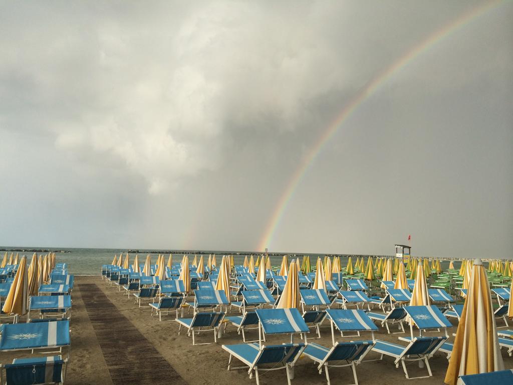 Hotel Stella Maris Cesenatico Esterno foto